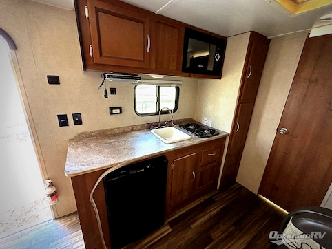 2017 Gulf Stream Ameri Lite Super Lite 198 BH RV Photo 3