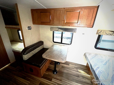 2017 Gulf Stream Ameri Lite Super Lite 198 BH RV Photo 4