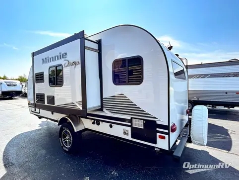 2020 Winnebago Minnie 185DB RV Photo 2