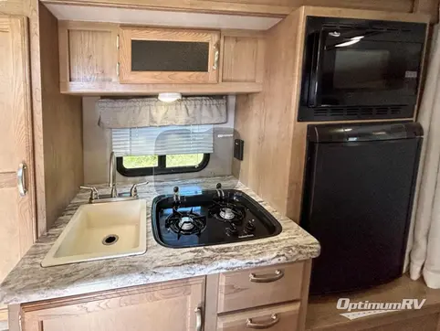2020 Winnebago Minnie 185DB RV Photo 4