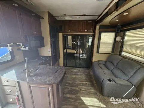 2014 Dutchmen Voltage V3200 RV Photo 2