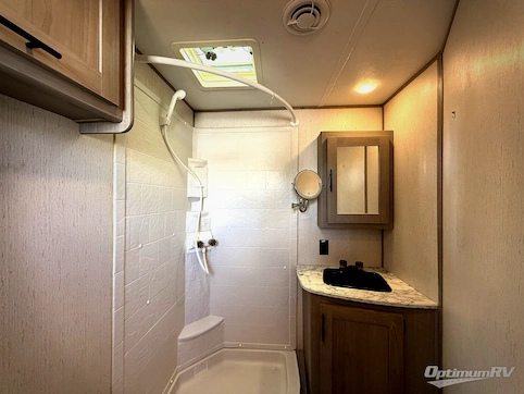2023 Dutchmen Coleman Lantern Series 337BH RV Photo 3