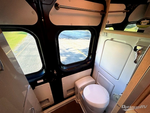 2023 Thor Rize 18M RV Photo 4