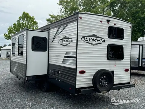 2022 Olympia Olympia 26BHS RV Photo 3