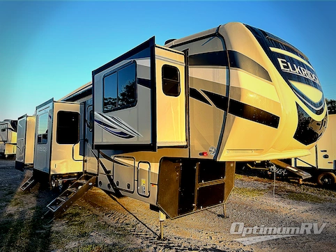 Used 2020 Heartland ElkRidge 38FLIK Featured Photo
