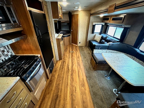 2018 Coachmen Catalina Legacy 273BHS RV Photo 2