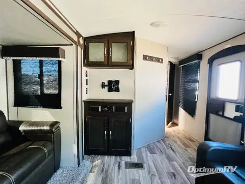2019 Keystone Springdale 293RK RV Photo 3
