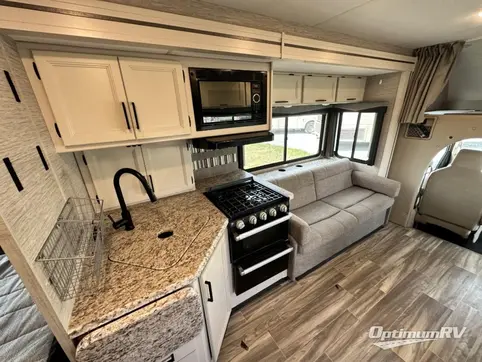 2022 Thor FREEDOM ELITE 27FE RV Photo 3