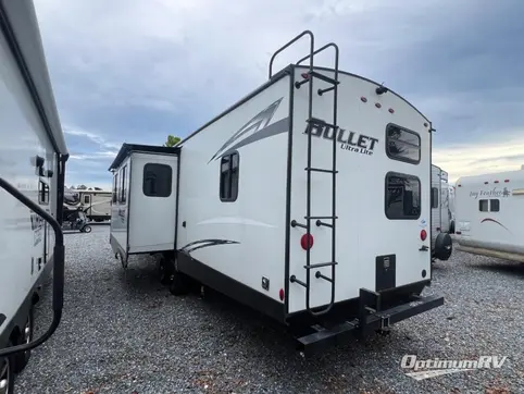 2021 Keystone Bullet 330BHS RV Photo 2