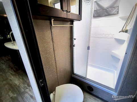 2022 Grand Design Reflection 315RLTS RV Photo 4