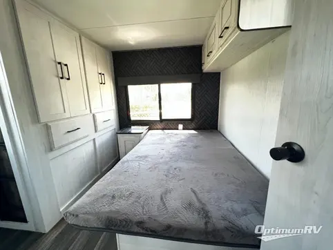 2022 Heartland Bighorn Traveler 37TB RV Photo 3