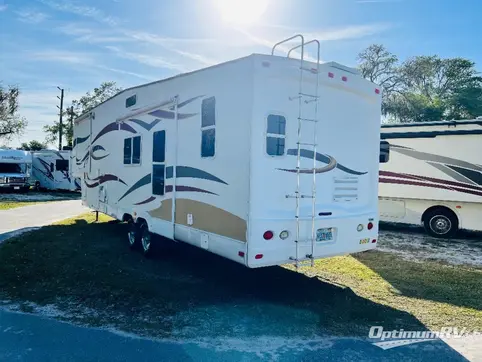 2007 Fleetwood Quantum 335RKTS RV Photo 2