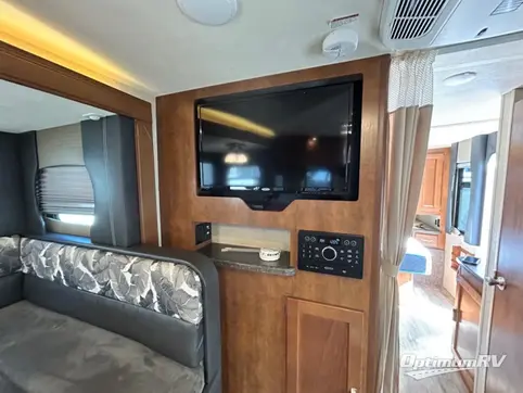 2018 Lance Lance Travel Trailers 2285 RV Photo 2