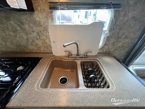 2006 Coachmen Captiva 265EX RV Photo 2