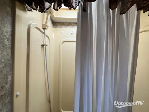 2006 Coachmen Captiva 265EX RV Photo 4