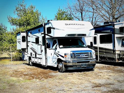 Used 2022 Forest River Sunseeker Classic 3010DS Ford Featured Photo