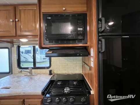 2018 Coachmen Leprechaun 240FS Ford 450 RV Photo 3