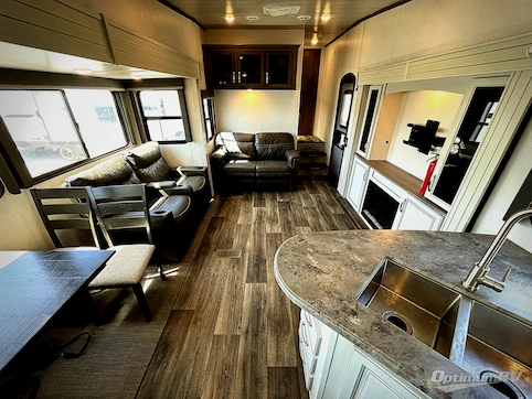2021 Keystone Cougar Half-Ton 29RKS RV Photo 2