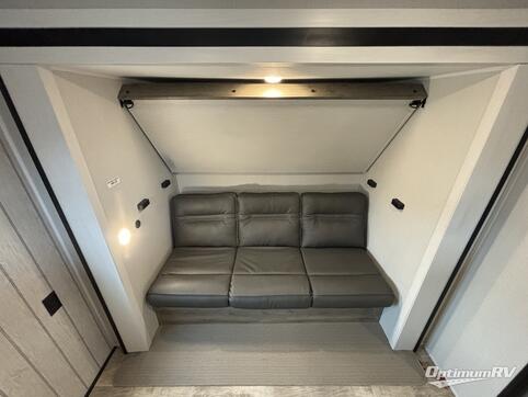 2025 Palomino Puma 32BHFS RV Photo 4