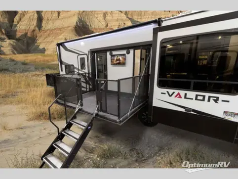 2021 Alliance Valor 42V13 RV Photo 2