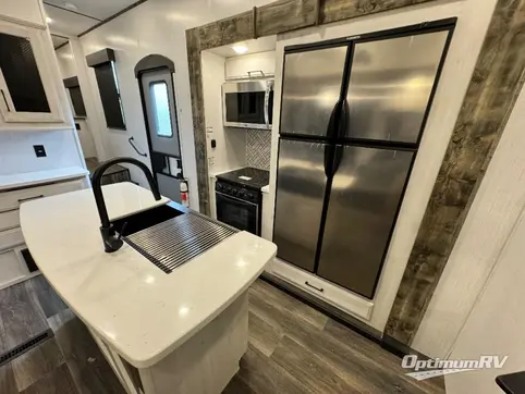 2022 Heartland Bighorn Traveler 37TB RV Photo 3