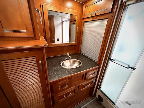 2017 Winnebago Forza 38W RV Photo 4