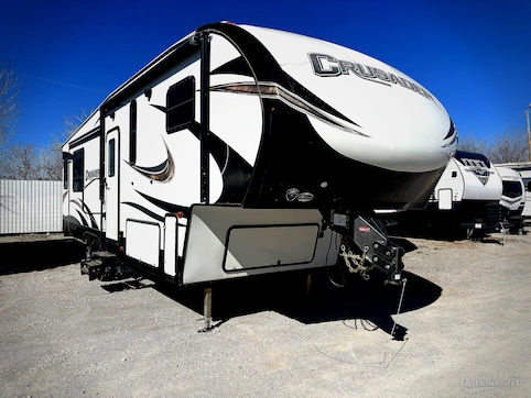 Used 2018 Prime Time Crusader LITE 28RL Featured Photo