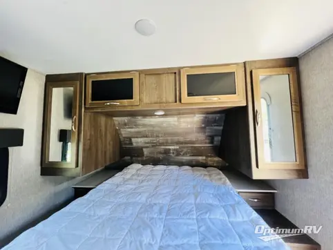 2019 Keystone Coleman Light 2605RL RV Photo 4