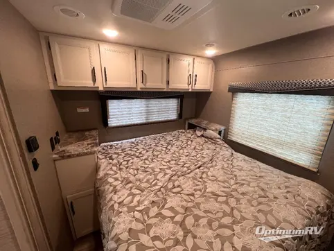2021 Thor Four Winds 31WV RV Photo 4