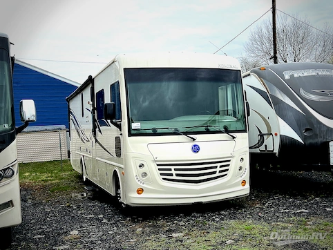 Used 2019 Holiday Rambler Admiral 34J Featured Photo