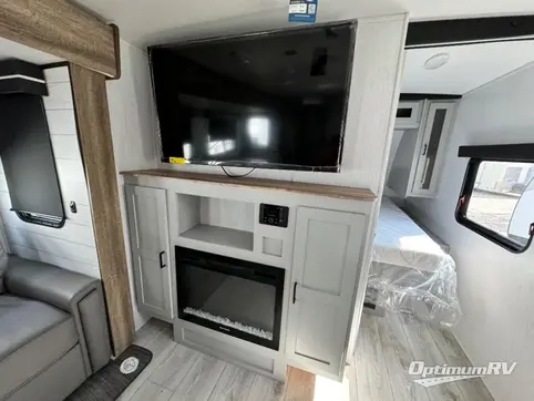 2023 Heartland North Trail 27BHG RV Photo 3
