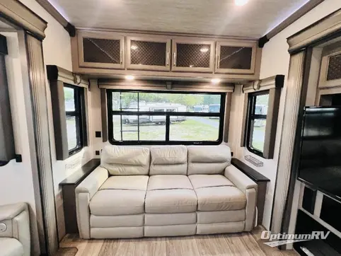 2021 Keystone Montana 3121RL RV Photo 2