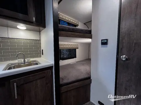 2022 Riverside Retro 190BH RV Photo 3