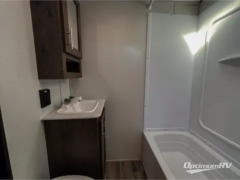 2022 Riverside Retro 190BH RV Photo 4