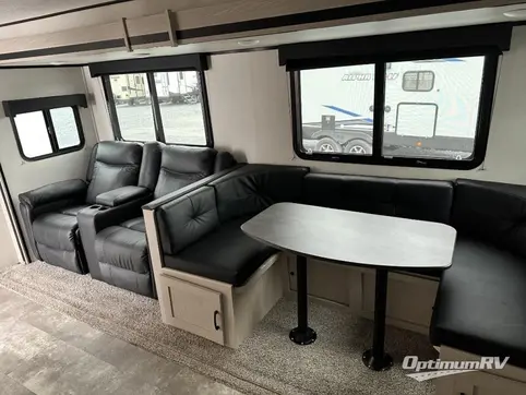 2022 Coachmen Apex Ultra-Lite 265RBSS RV Photo 4