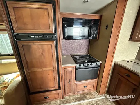 2014 Highland Ridge Mesa Ridge 337RLS RV Photo 3