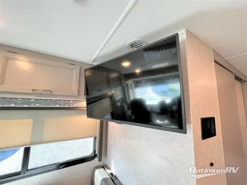 2023 Thor Windsport 29M RV Photo 3