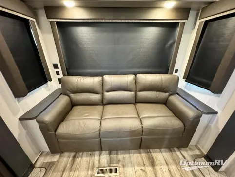 2022 Keystone Montana High Country 295RL RV Photo 4