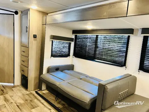 2022 Dutchmen Coleman Light 2835BH RV Photo 3