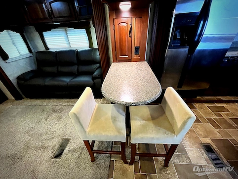 2014 Keystone Montana Big Sky 3625 RE RV Photo 2