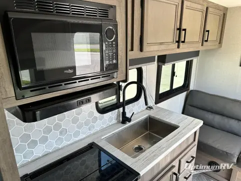 2022 Olympia Olympia 26BH RV Photo 3