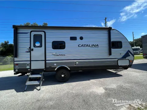 2023 Coachmen Catalina Summit Series 7 184FQS RV Photo 2