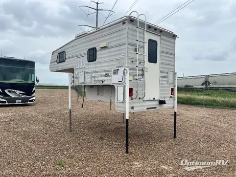 2002 Northstar Northstar 8 SC RV Floorplan Photo