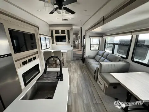 2022 Forest River Rockwood Ultra Lite 2899KS RV Photo 2