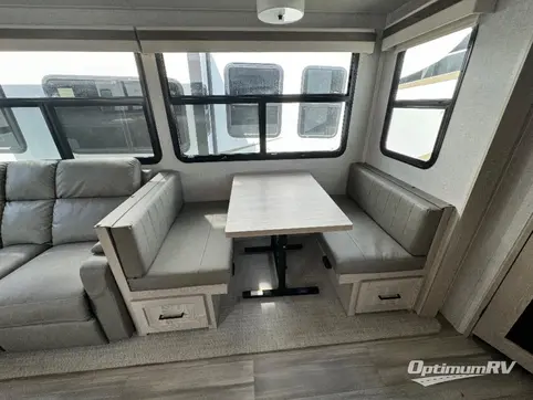 2022 Forest River Rockwood Ultra Lite 2899KS RV Photo 4