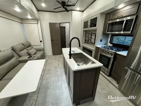 2023 Palomino Columbus 375BH RV Photo 2
