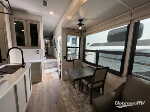 2023 Palomino Columbus 329DV RV Photo 4