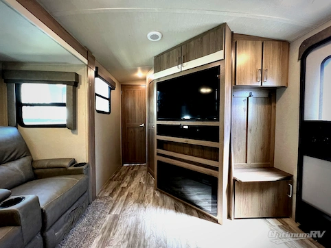 2022 Grand Design Imagine 3250BH RV Photo 3