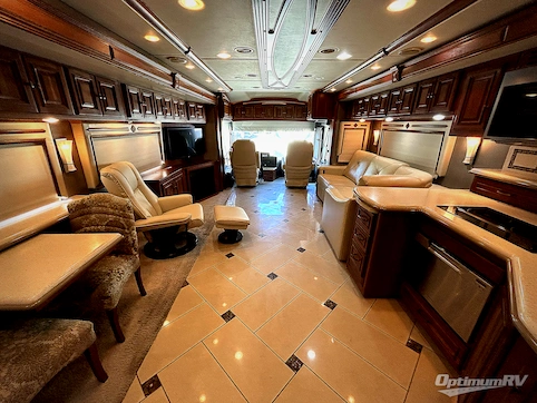 2014 Itasca Ellipse 42QD RV Photo 2
