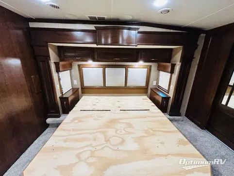 2017 DRV Luxury Suites Mobile Suites 44 Memphis RV Photo 3